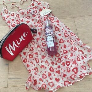 Valentine Bundle
Red Heart Print Dress with Red Pouch and body spray